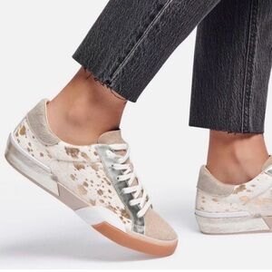 Dolce Vita Zina Mixed Media Animal Print Sneaker, size 7.5